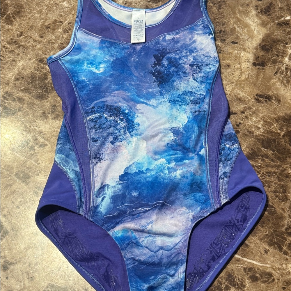 Ivivva gymnastics sz 12